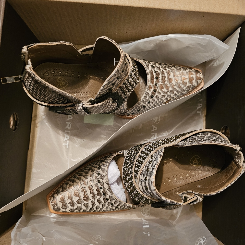 Ariat Women's Brown and Cream Shoes